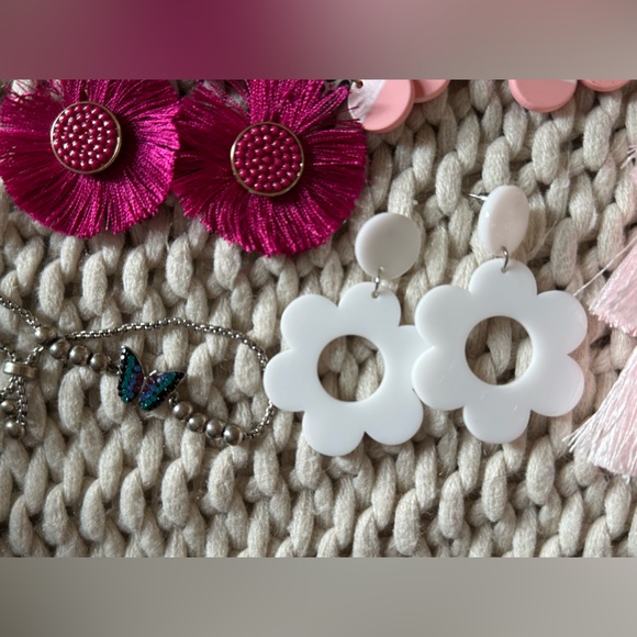 Earring Bundle - Picture 5 of 5